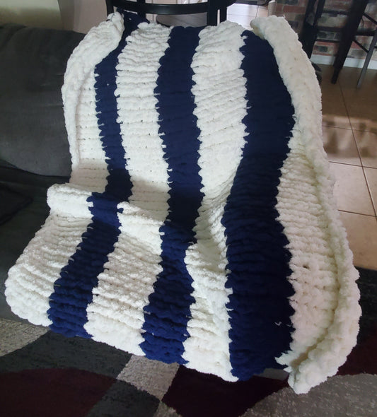Homemade Chunky White & Blue Cuddle Blanket