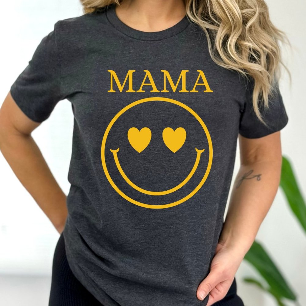 MAMA Smiley Face Graphic Tshirt